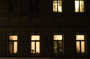 Московских окон негасимый свет